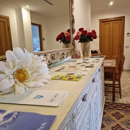 Camere Le Margherite أولبيا المظهر الخارجي الصورة