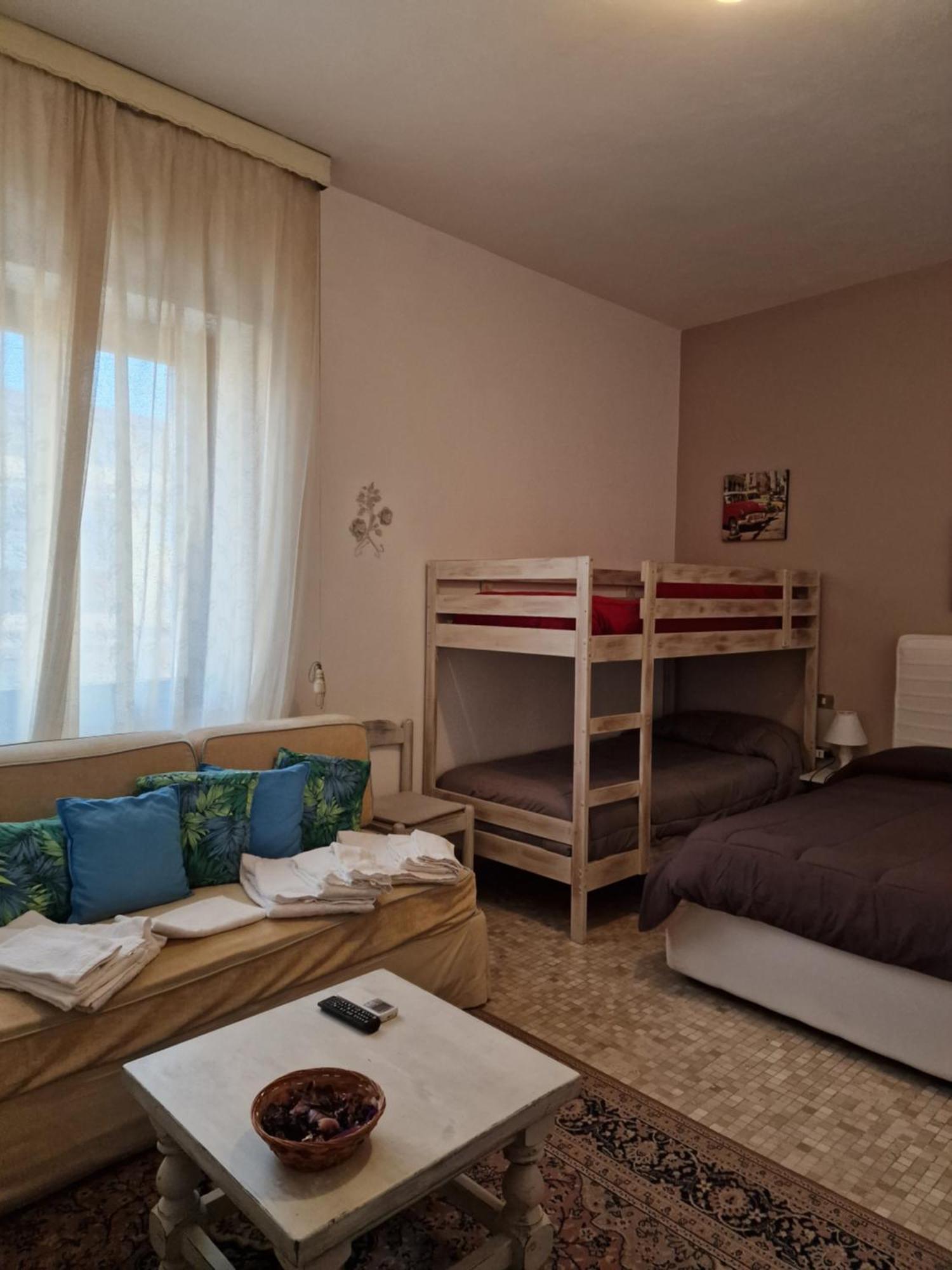 Camere Le Margherite أولبيا المظهر الخارجي الصورة