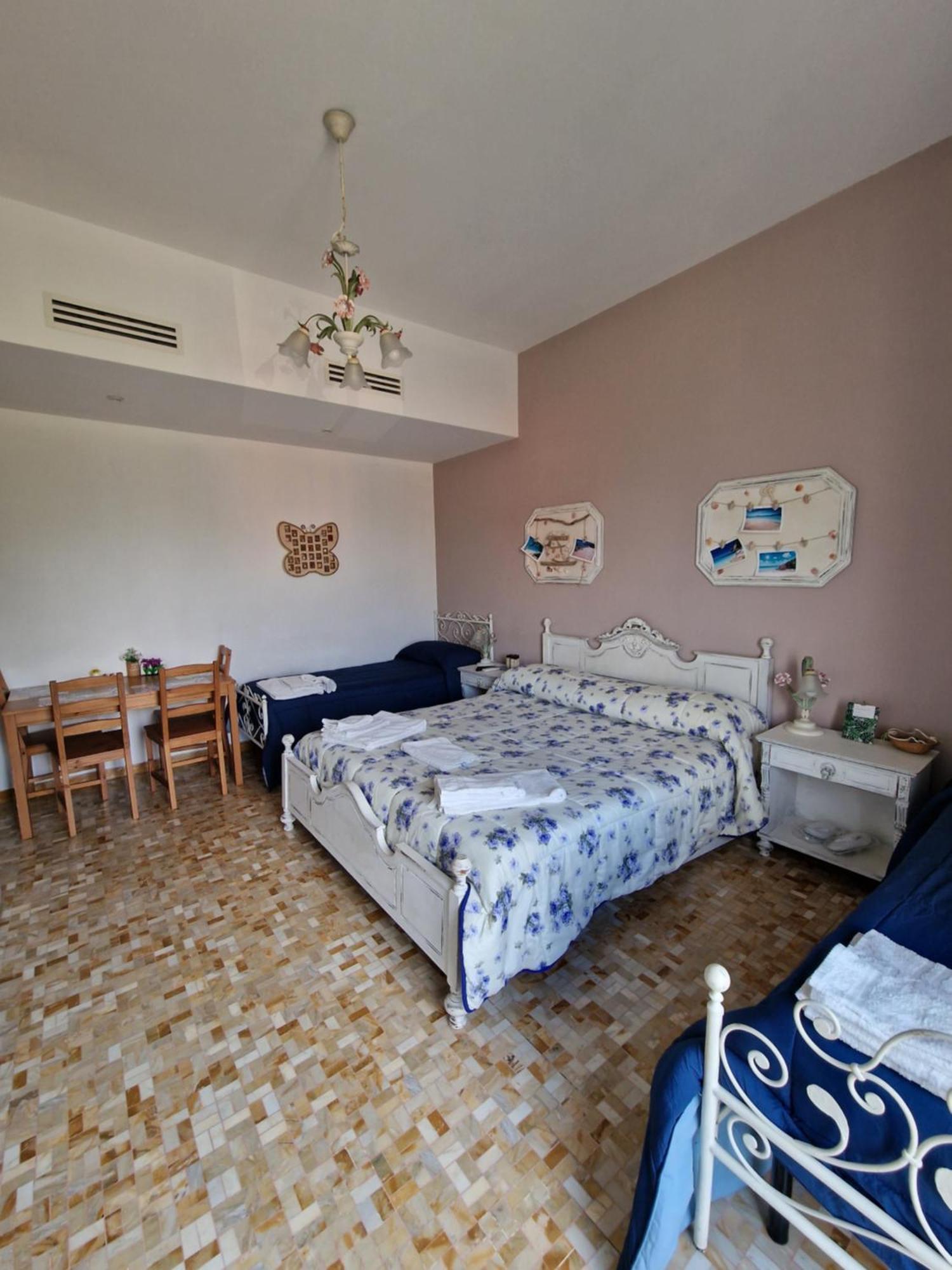 Camere Le Margherite أولبيا المظهر الخارجي الصورة